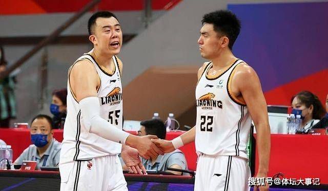 德天空表示，鲍姆加特将和科隆分道扬镳。