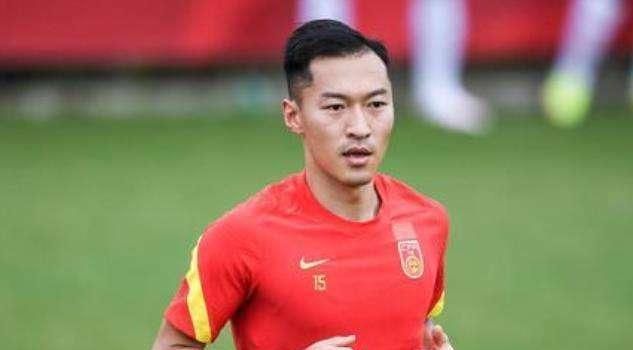 虽然米高梅被亚马逊收购了，但不会影响到旗下大片 《007：无暇赴死》的影院上映计划，该片将于今年10月8日北美上映，内地有望引进